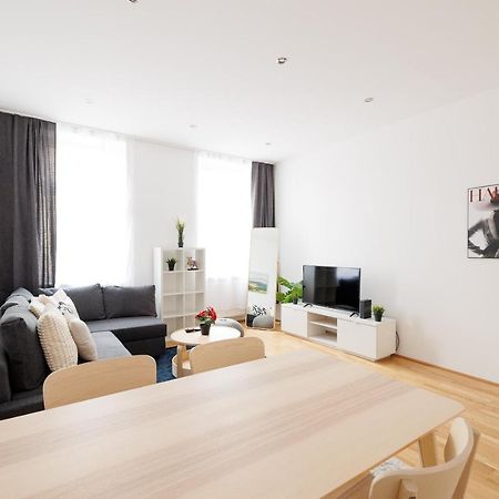 Charming Apartment Near Center Wien Eksteriør bilde